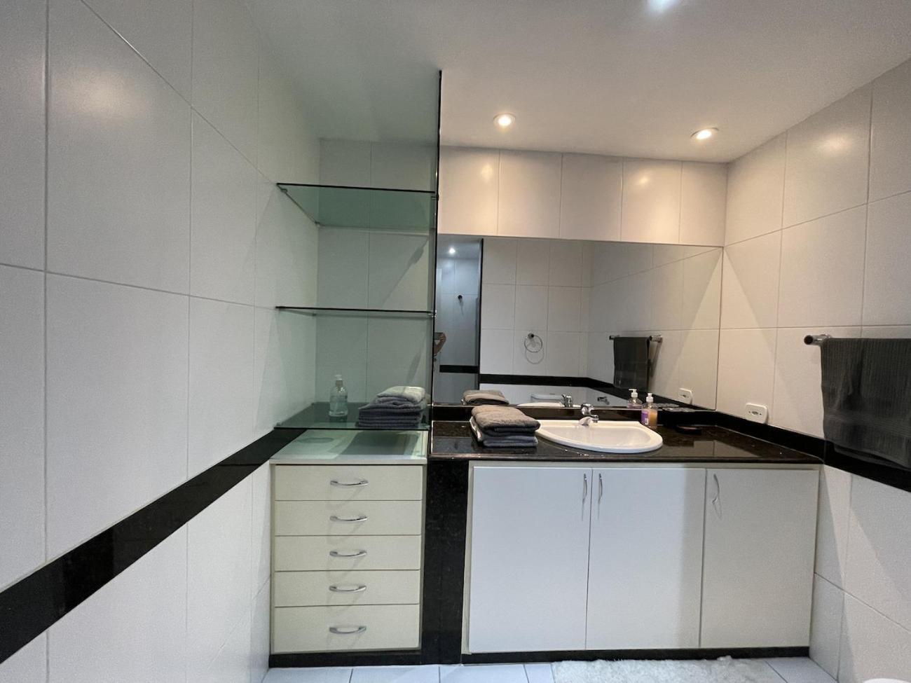Apartamento Encantador Com Piscina - Besthostrio 리오데자네이루 외부 사진